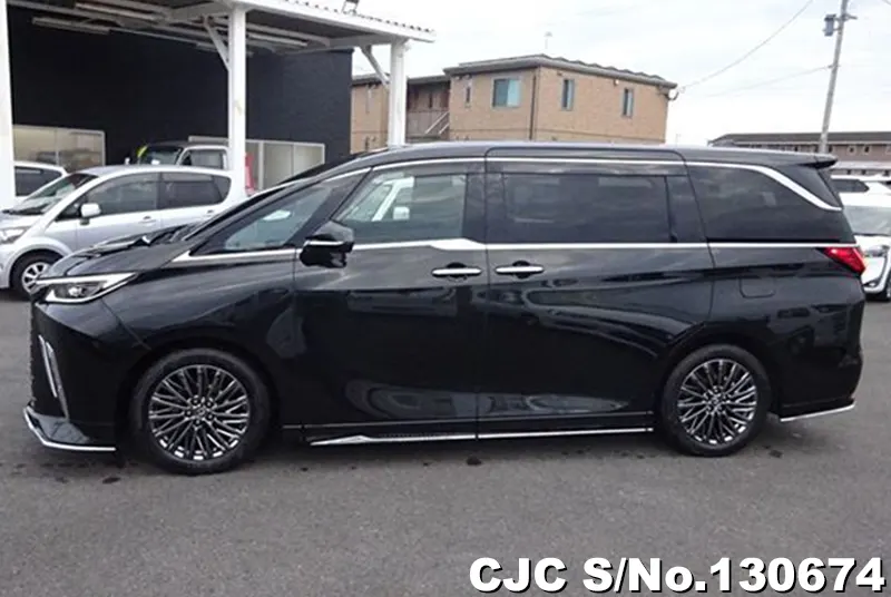 2024 Lexus / LM500h Stock No. 130674