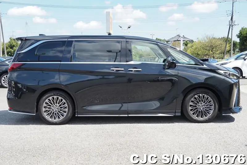 2024 Lexus / LM500h Stock No. 130676