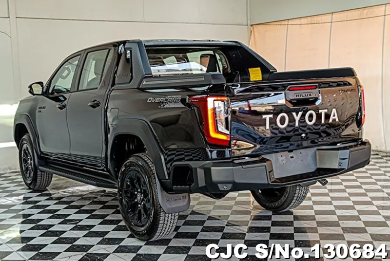 Toyota Hilux in Attitude Black Mica for Sale Image 2