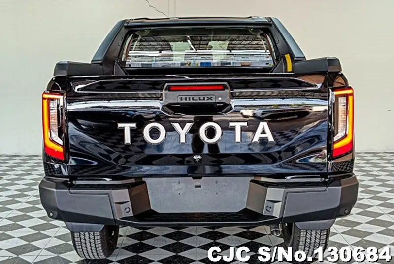 Toyota Hilux in Attitude Black Mica for Sale Image 5