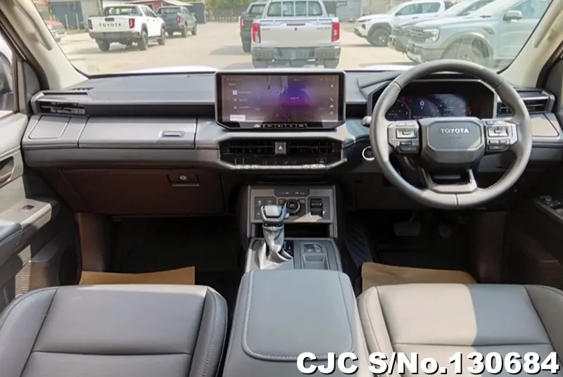 Toyota Hilux in White for Sale Image 6