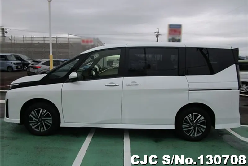 2024 Nissan / Sentra Stock No. 130708