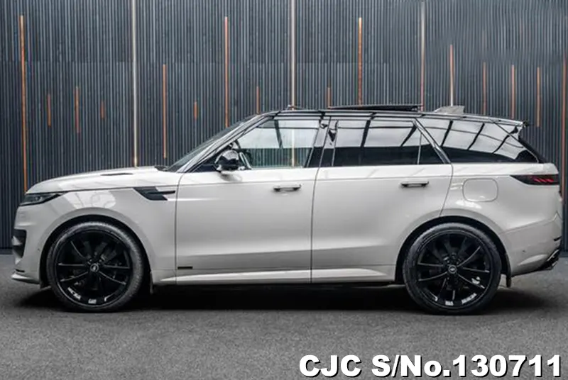 2022 Land Rover / Range Rover / Sport Stock No. 130711