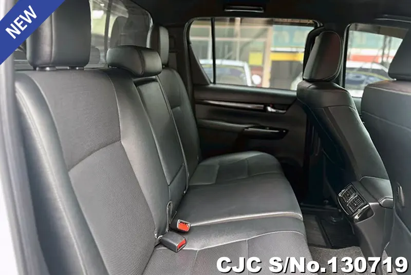 2019 Toyota / Hilux / Revo Rocco Stock No. 130719