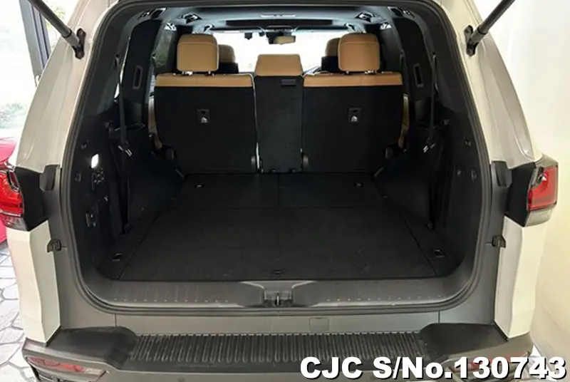 2023 Lexus / LX 600 Stock No. 130743