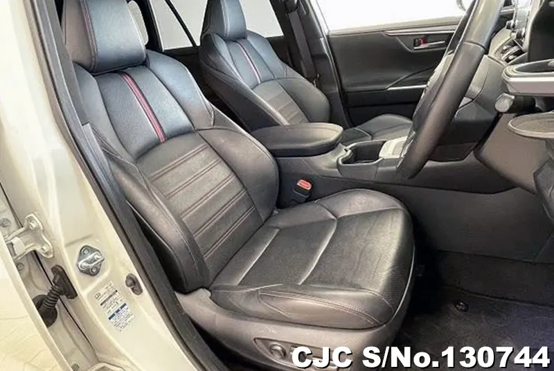 2022 Toyota / Rav4 Stock No. 130744