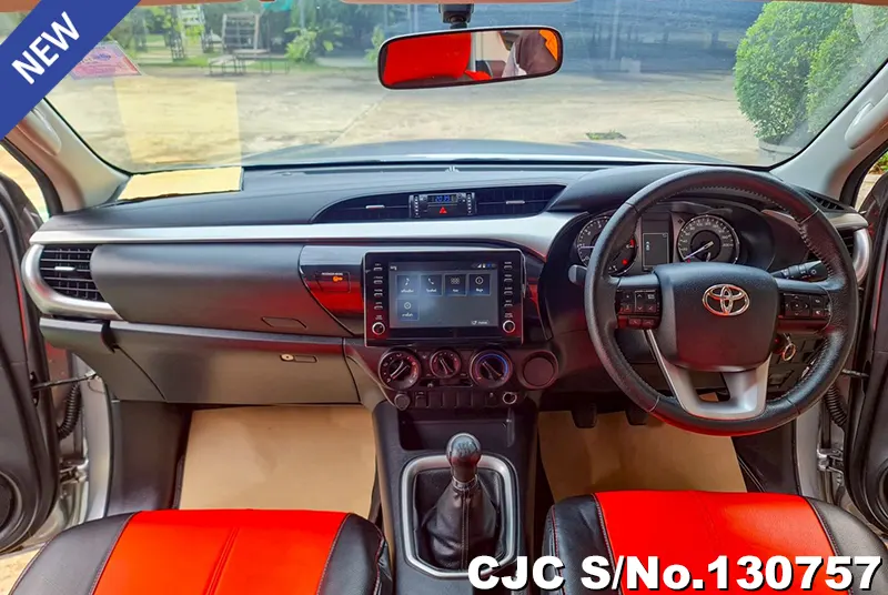 2020 Toyota / Hilux / Revo Stock No. 130757