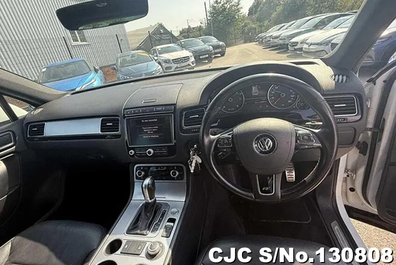 2017 Volkswagen / Touareg Stock No. 130808