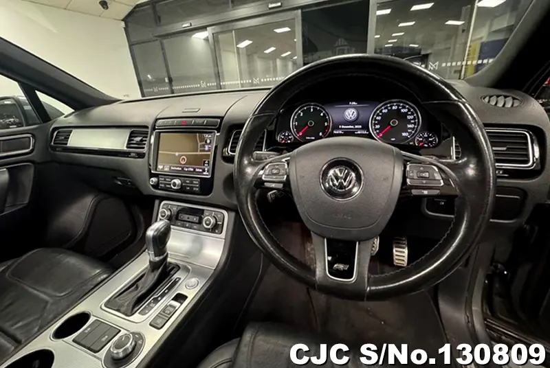 2017 Volkswagen / Touareg Stock No. 130809