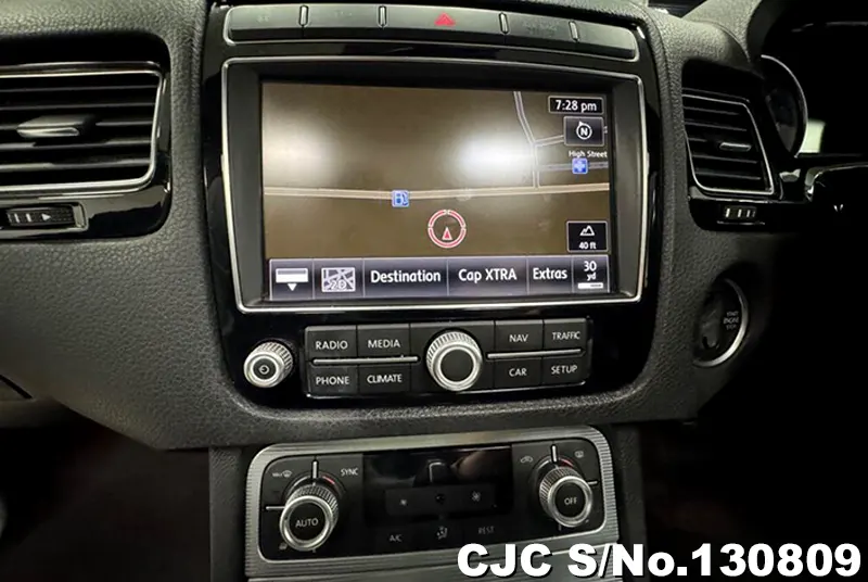 2017 Volkswagen / Touareg Stock No. 130809