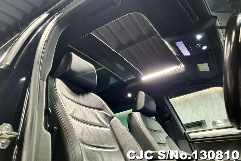 2017 Volkswagen / Touareg Stock No. 130810