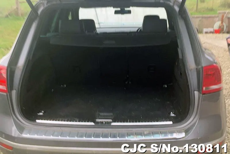 2015 Volkswagen / Touareg Stock No. 130811