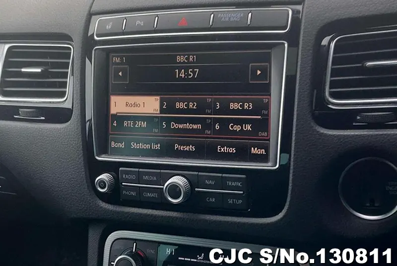 2015 Volkswagen / Touareg Stock No. 130811