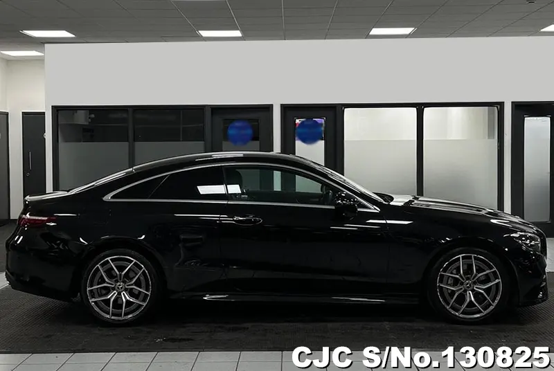 2021 Mercedes Benz / S Class Stock No. 130825