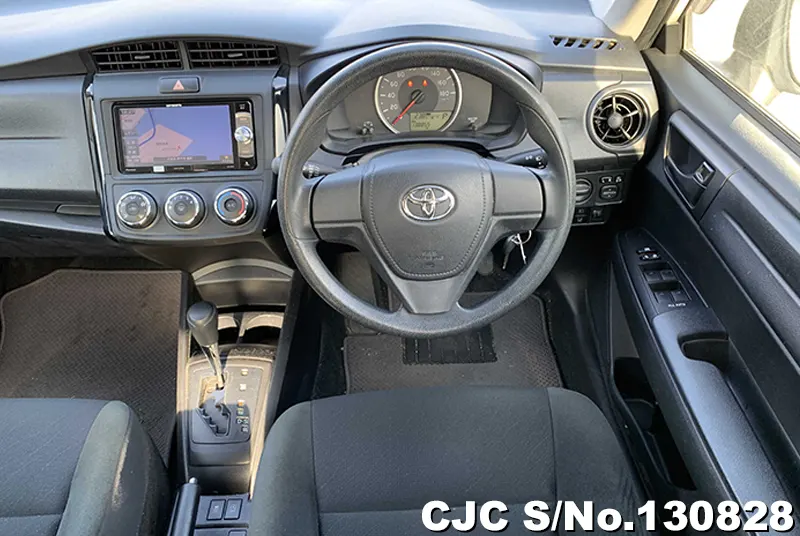 2018 Toyota / Corolla Axio Stock No. 130828