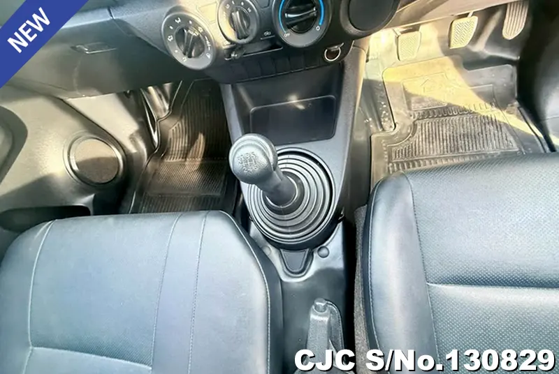 2020 Toyota / Hilux / Revo Stock No. 130829