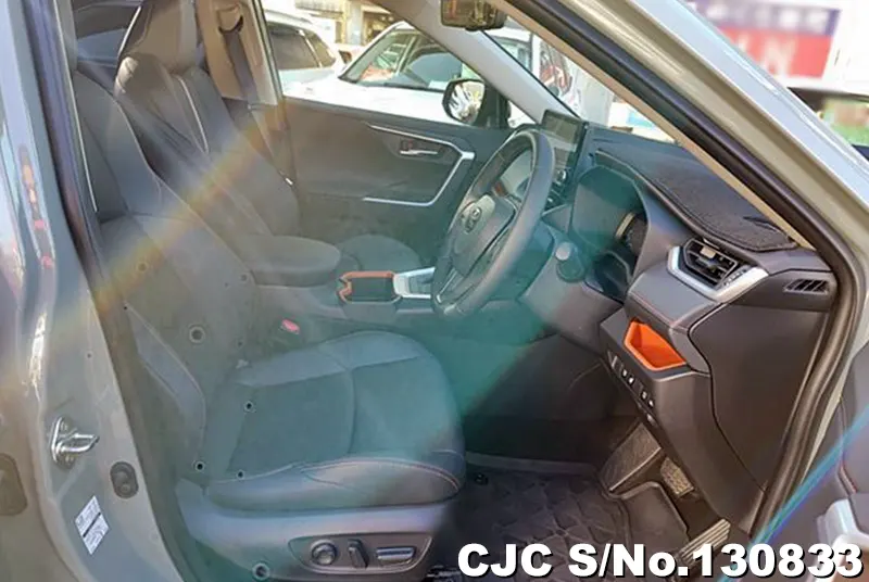 2025 Toyota / Rav4 Stock No. 130833