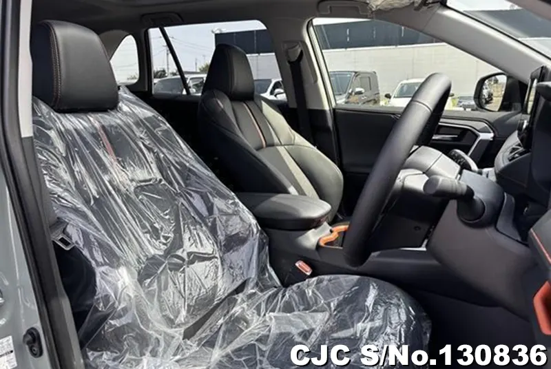 2025 Toyota / Rav4 Stock No. 130836