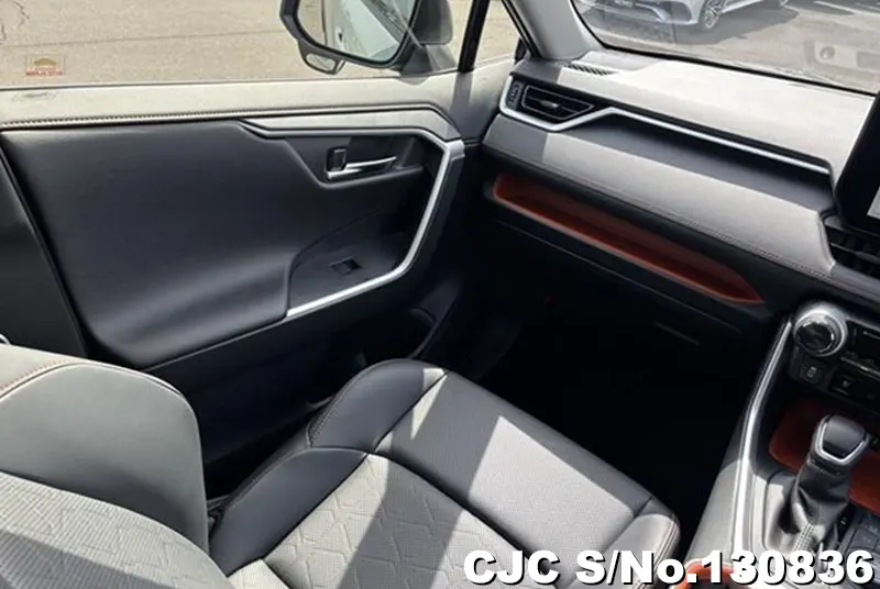 2025 Toyota / Rav4 Stock No. 130836