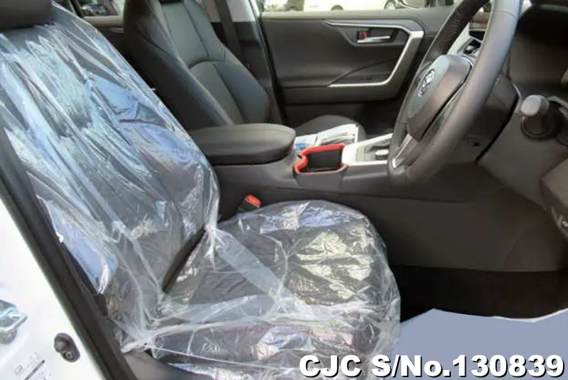 2025 Toyota / Rav4 Stock No. 130839