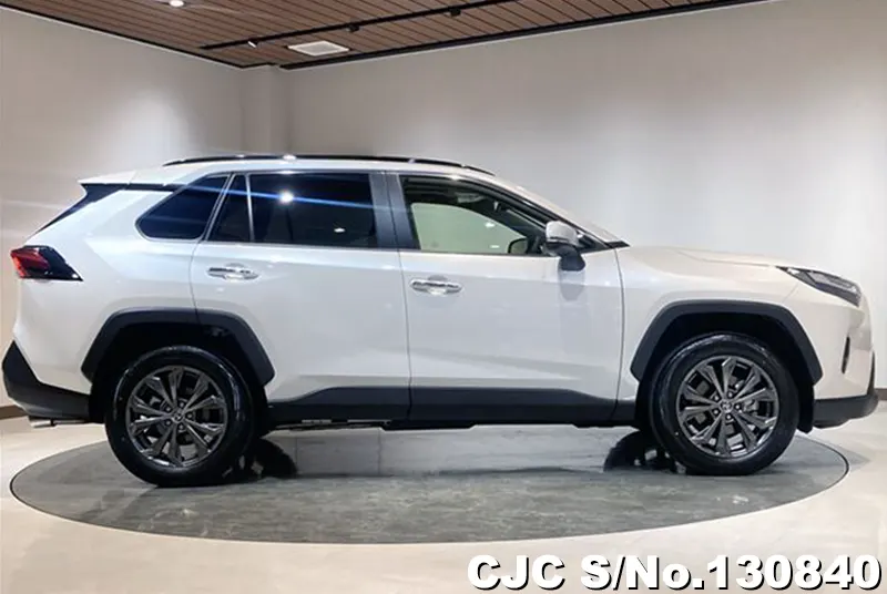2025 Toyota / Rav4 Stock No. 130840