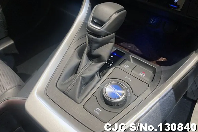 2025 Toyota / Rav4 Stock No. 130840