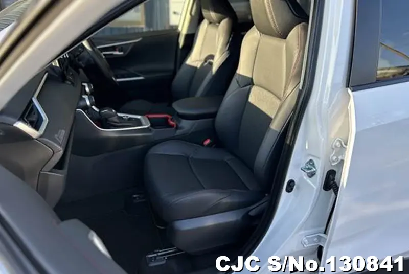 2025 Toyota / Rav4 Stock No. 130841