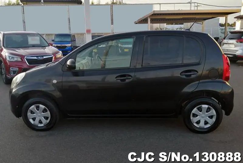 2010 Toyota / Passo Stock No. 130888