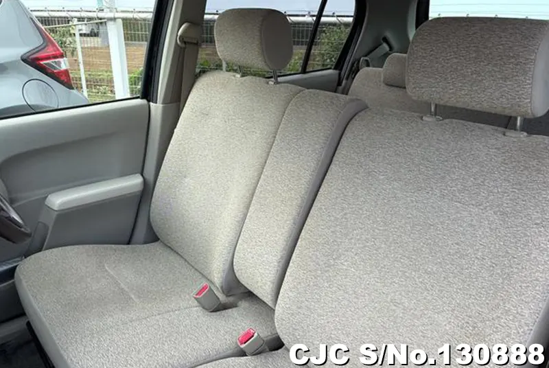 2010 Toyota / Passo Stock No. 130888