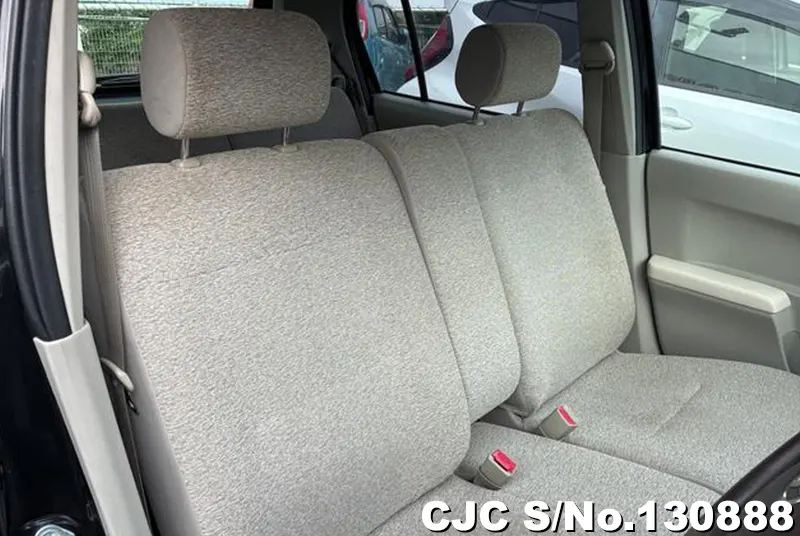 2010 Toyota / Passo Stock No. 130888