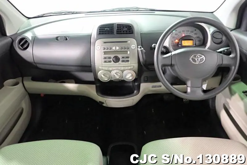 2010 Toyota / Passo Stock No. 130889