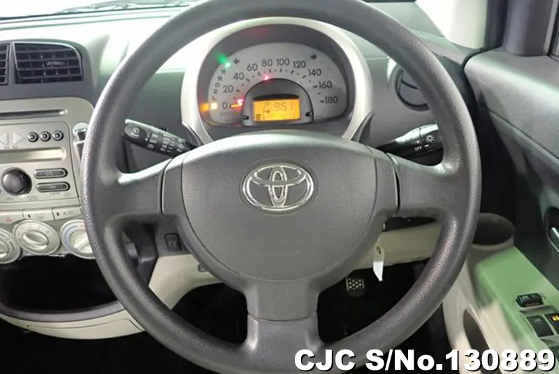 2010 Toyota / Passo Stock No. 130889