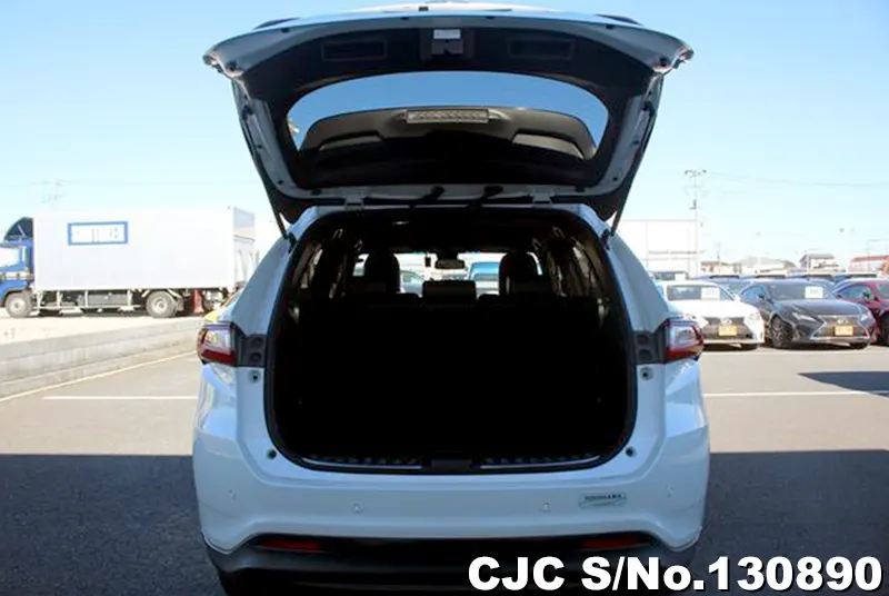 2018 Toyota / Harrier Stock No. 130890