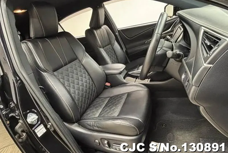 2013 Toyota / Harrier Stock No. 130891