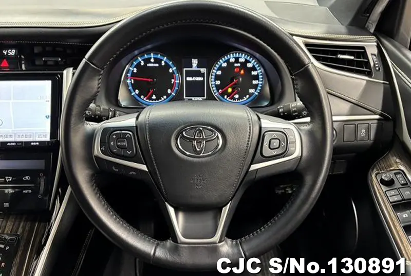 2013 Toyota / Harrier Stock No. 130891