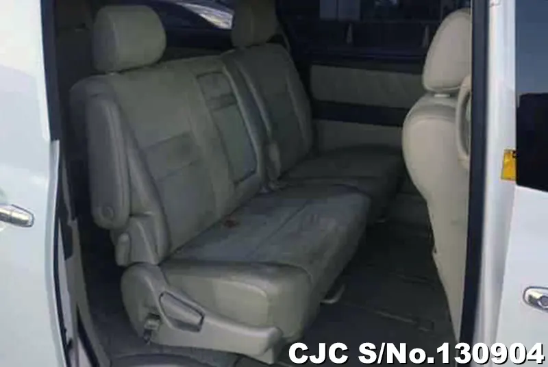 2006 Toyota / Alphard Stock No. 130904