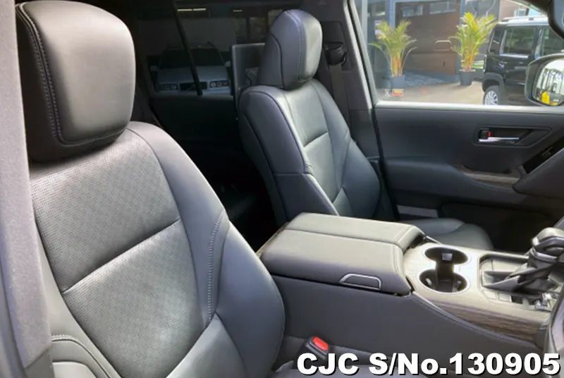 2023 Toyota / Land Cruiser Stock No. 130905