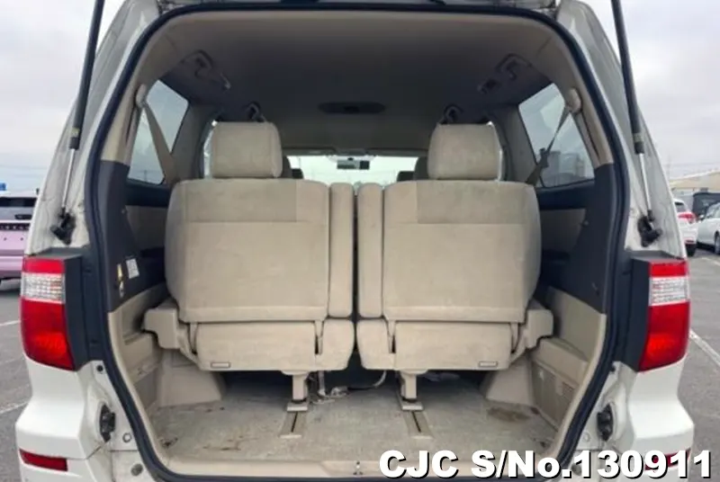 2004 Toyota / Alphard Stock No. 130911