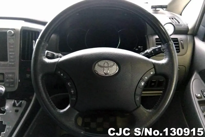 2005 Toyota / Alphard Stock No. 130915