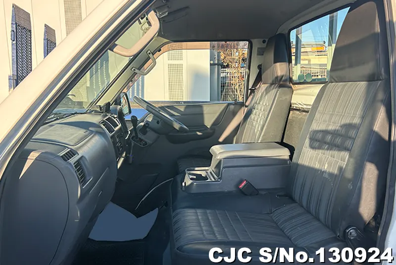 2016 Mazda / Bongo Stock No. 130924