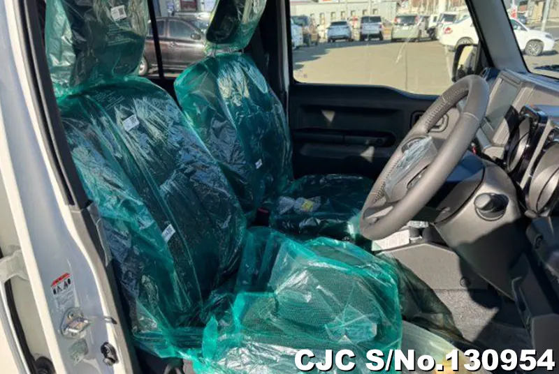 2025 Suzuki / Jimny Nomad Stock No. 130954