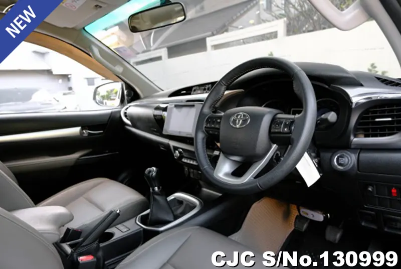 2015 Toyota / Hilux / Revo Stock No. 130999