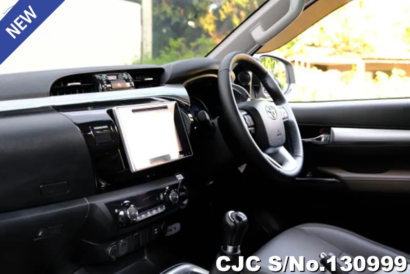 2015 Toyota / Hilux / Revo Stock No. 130999