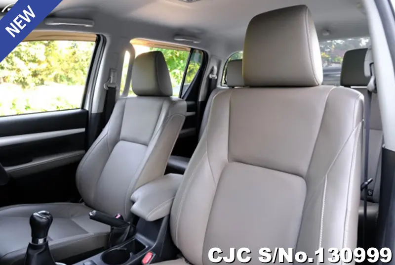 2015 Toyota / Hilux / Revo Stock No. 130999