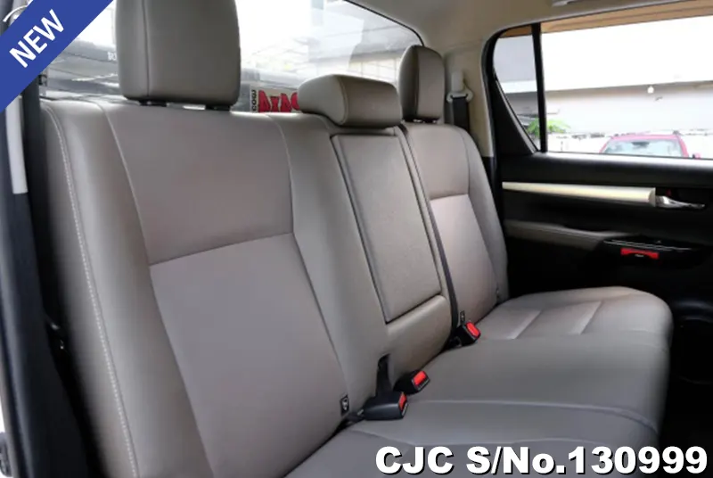 2015 Toyota / Hilux / Revo Stock No. 130999