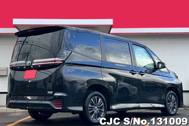 2025 Toyota / Voxy Stock No. 131009