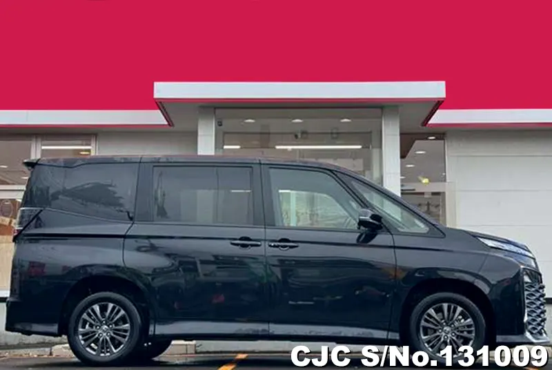 2025 Toyota / Voxy Stock No. 131009