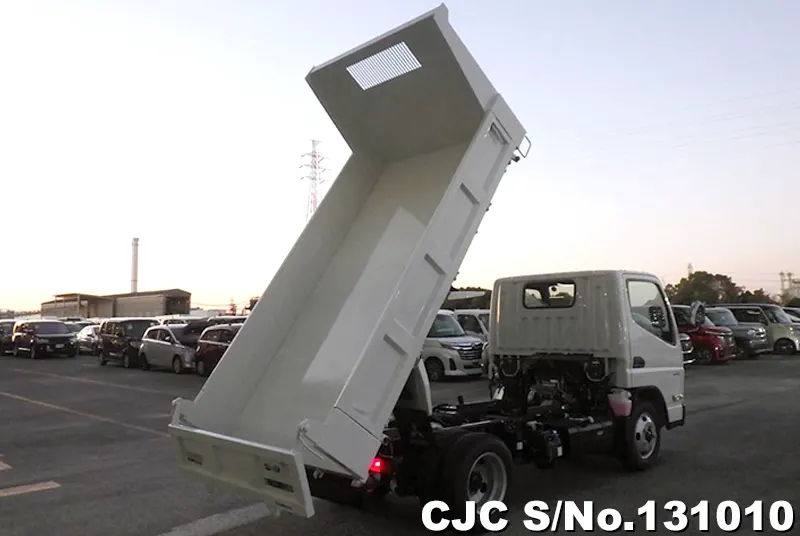 2025 Mitsubishi / Canter Stock No. 131010