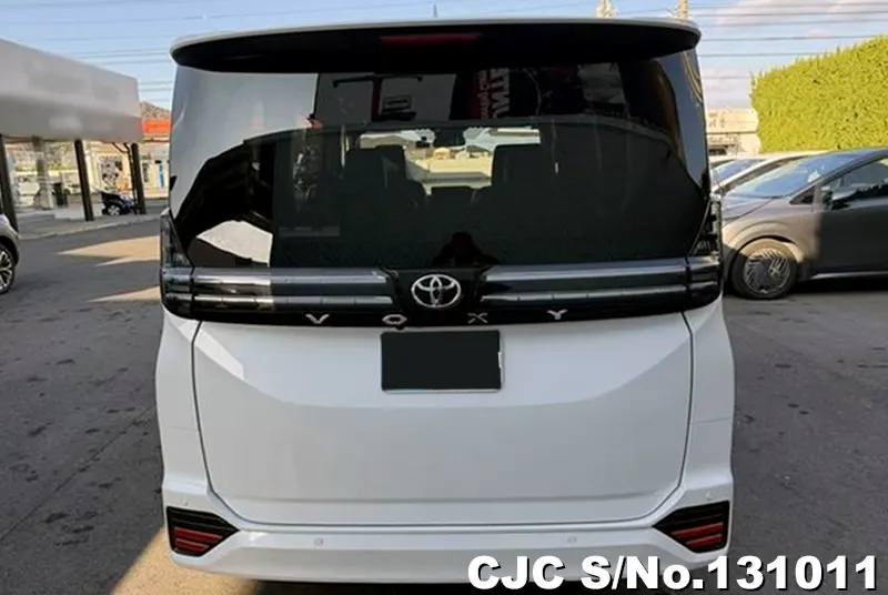2025 Toyota / Voxy Stock No. 131011