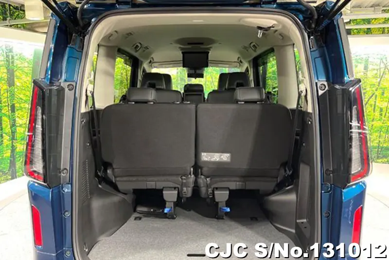 2025 Nissan / Serena Stock No. 131012